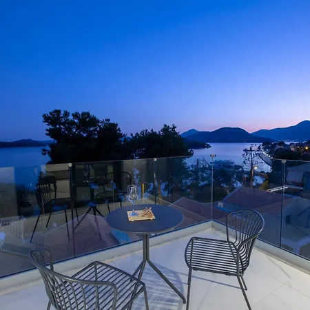 Villa Ionian Elite Beachfront Nidrí